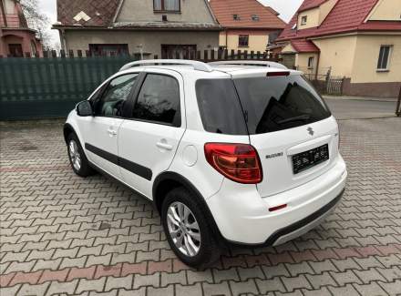 Suzuki - SX4