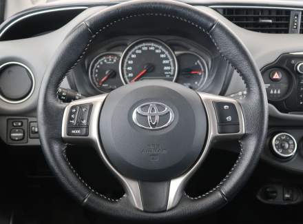 Toyota - Yaris