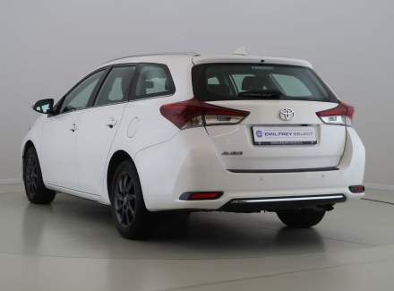 Toyota - Auris