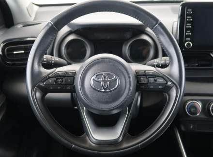 Toyota - Yaris