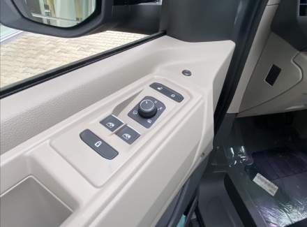 Volkswagen - Multivan