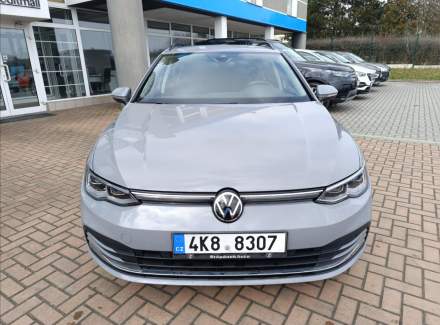 Volkswagen - Golf