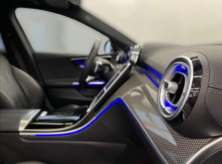 Mercedes-Benz - C-class