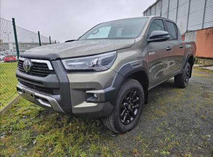 Toyota - Hilux