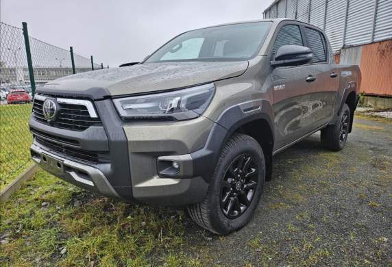 Toyota - Hilux