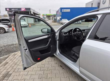 Škoda - Octavia