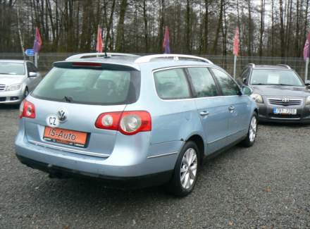 Volkswagen - Passat