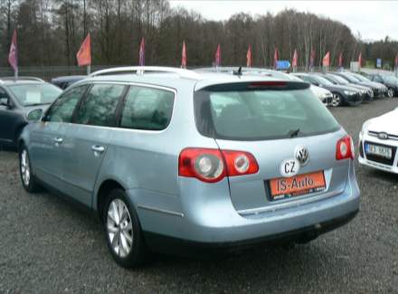 Volkswagen - Passat