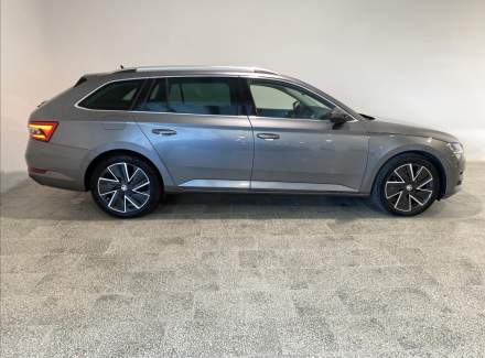 Škoda - Superb
