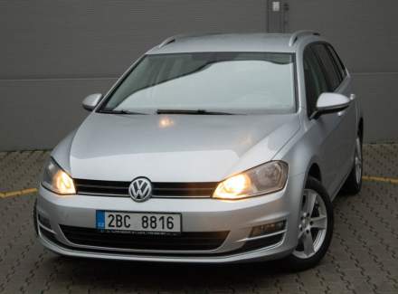 Volkswagen - Golf