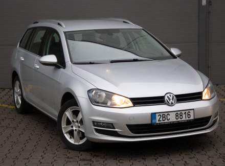 Volkswagen - Golf