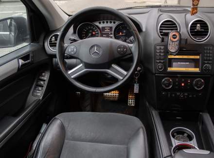 Mercedes-Benz - M-class