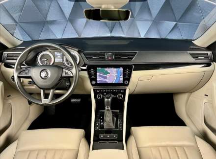 Škoda - Superb