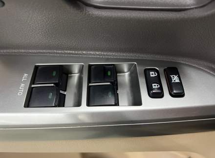 Toyota - Land Cruiser