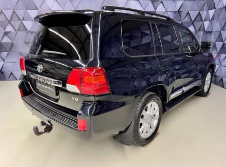 Toyota - Land Cruiser