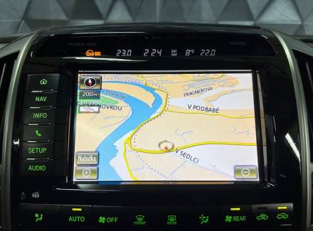 Toyota - Land Cruiser