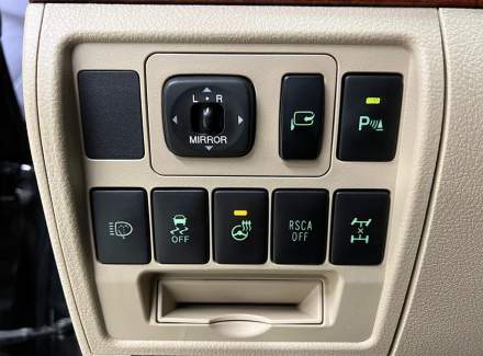 Toyota - Land Cruiser