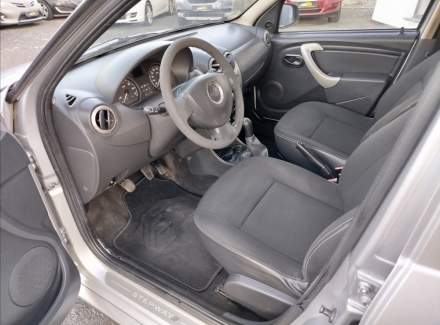 Dacia - Sandero