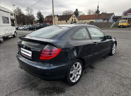 Mercedes-Benz - C-class