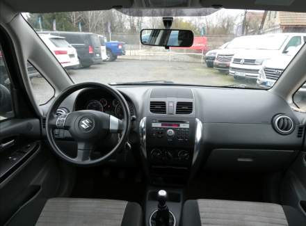 Suzuki - SX4
