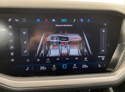 Volkswagen - Touareg