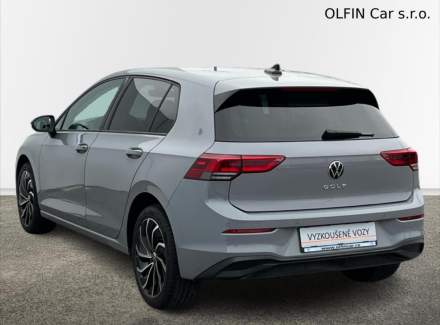 Volkswagen - Golf