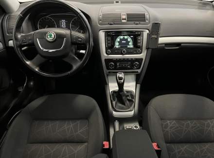 Škoda - Octavia