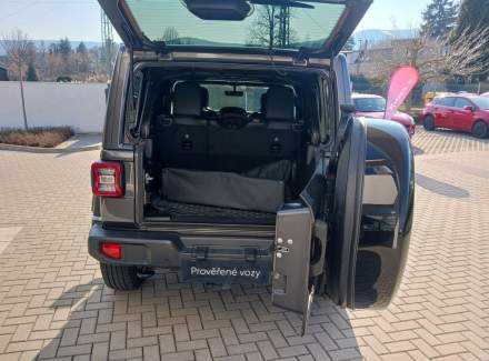 Jeep - Wrangler