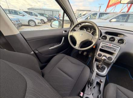Peugeot - 308
