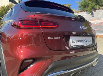 Kia - XCeed