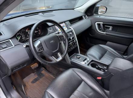 Land Rover - Discovery Sport