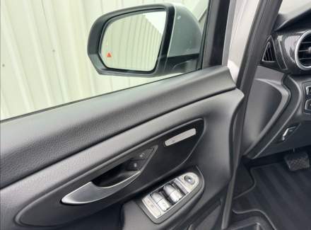 Mercedes-Benz - V-class