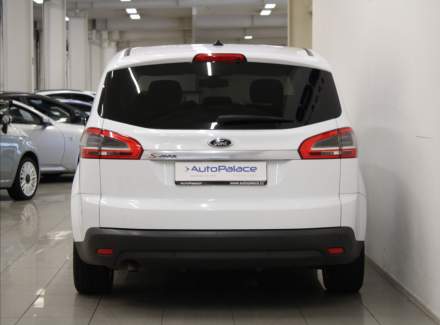 Ford - S-MAX
