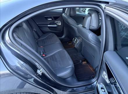 Mercedes-Benz - C-class