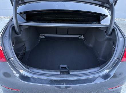 Mercedes-Benz - C-class