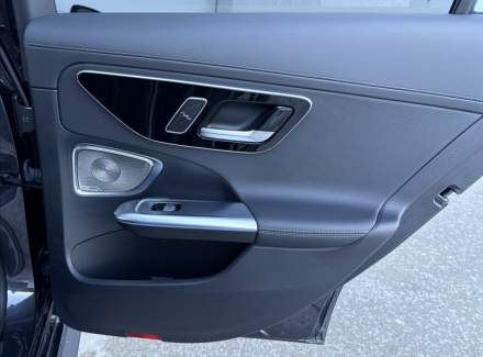 Mercedes-Benz - C-class