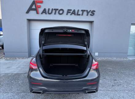 Mercedes-Benz - C-class