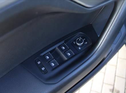 Volkswagen - Touareg