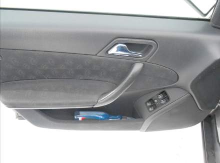 Mercedes-Benz - C-class