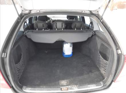 Mercedes-Benz - C-class