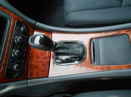 Mercedes-Benz - C-class