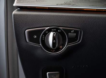 Mercedes-Benz - E-class