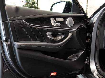 Mercedes-Benz - E-class