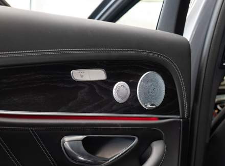 Mercedes-Benz - E-class