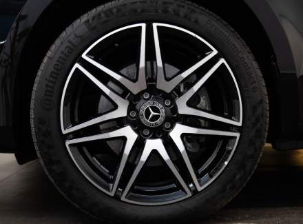 Mercedes-Benz - V-class