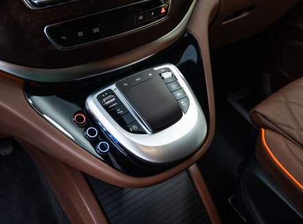 Mercedes-Benz - V-class