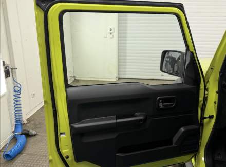 Suzuki - Jimny