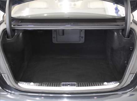 Mercedes-Benz - S-class