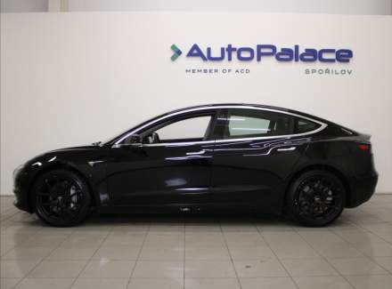 Tesla - Model 3
