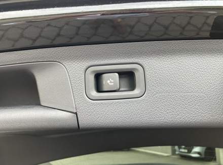 Mercedes-Benz - A-class